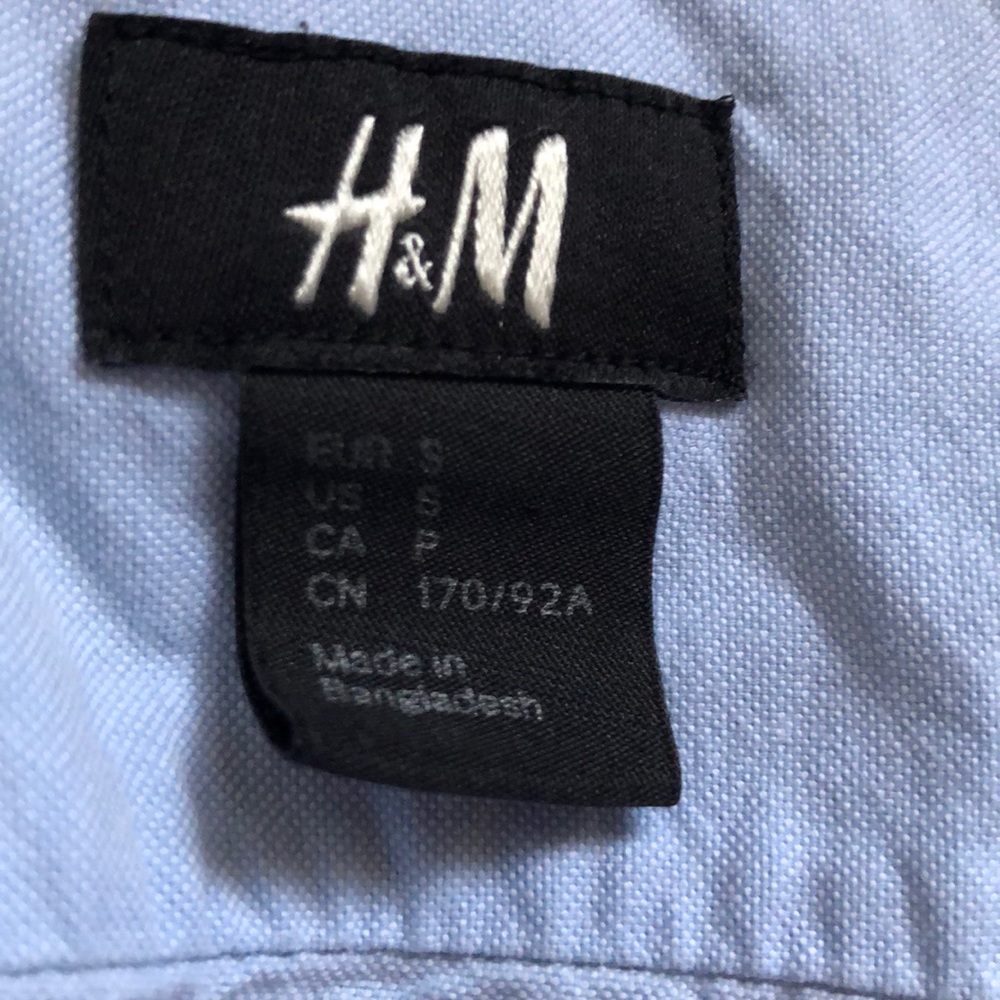 H&M button down top - Picture 5 of 5